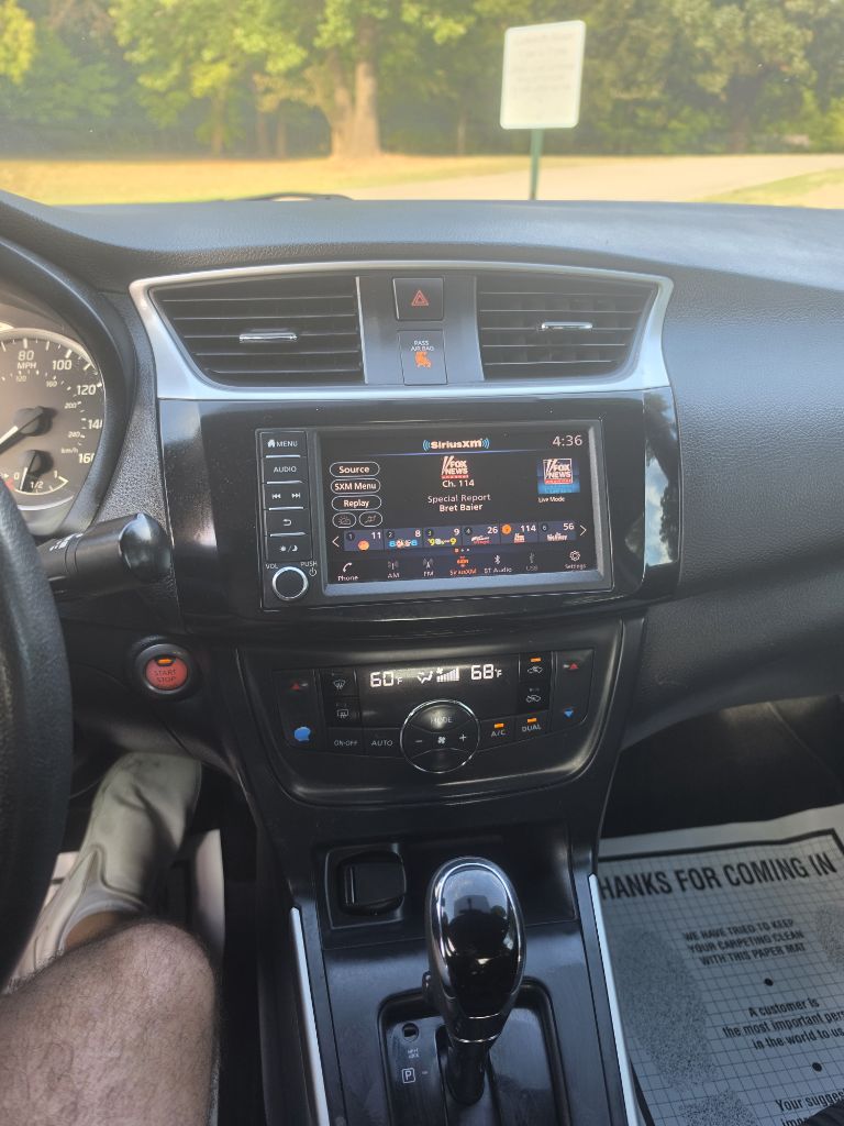 Photo 15 of this NISSAN SENTRA