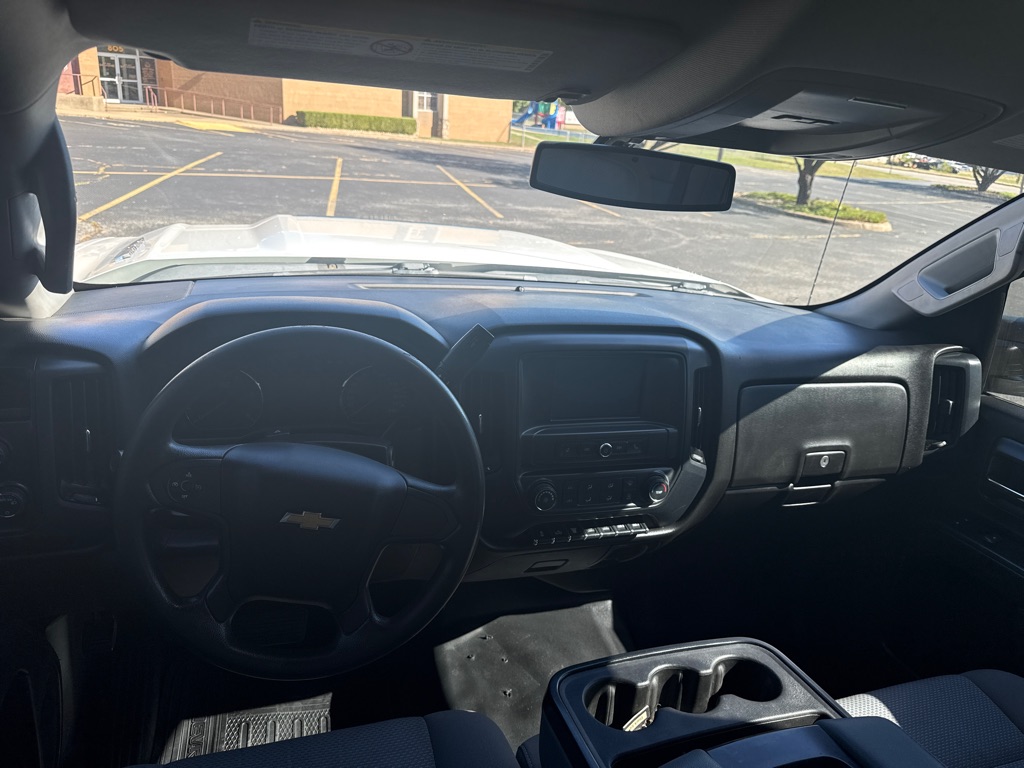 Photo 8 of this CHEVROLET SILVERADO 2500