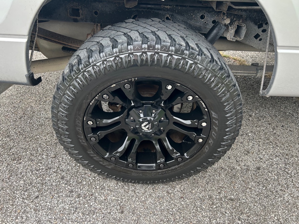 Photo 8 of this FORD F150