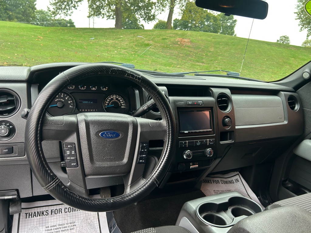 Photo 10 of this FORD F150