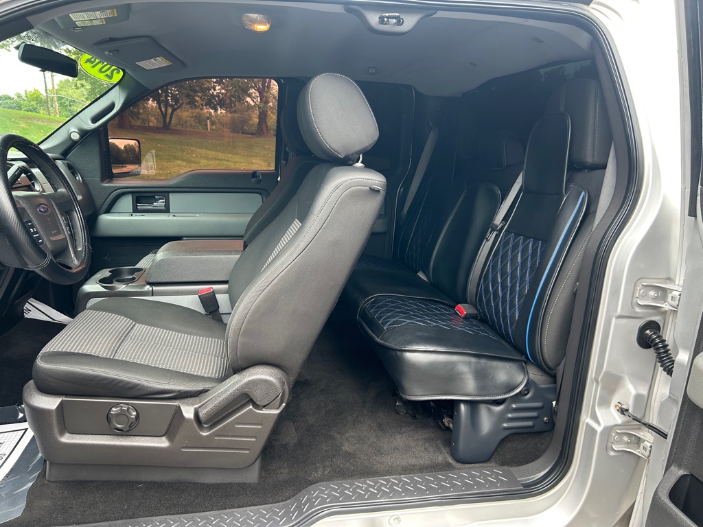 Photo 12 of this FORD F150
