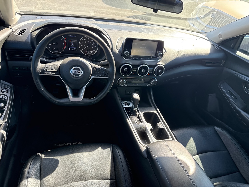 Photo 8 of this NISSAN SENTRA