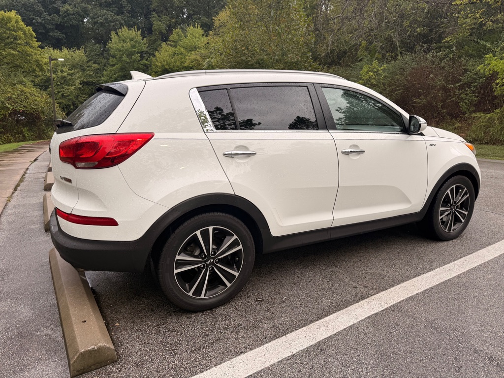Photo 4 of this KIA SPORTAGE