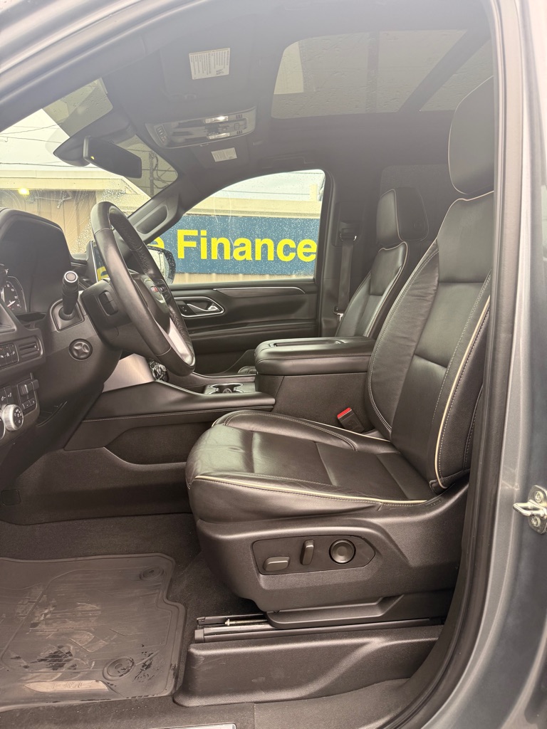 Photo 8 of this GMC YUKON