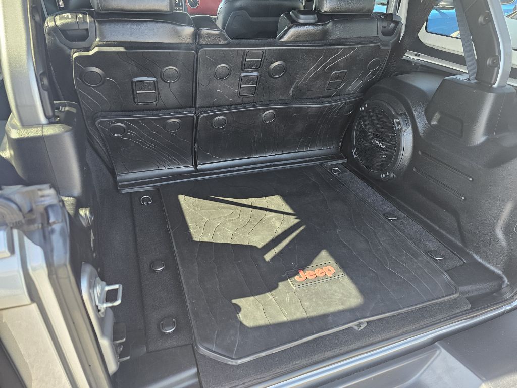 Photo 14 of this JEEP WRANGLER UNLIMI