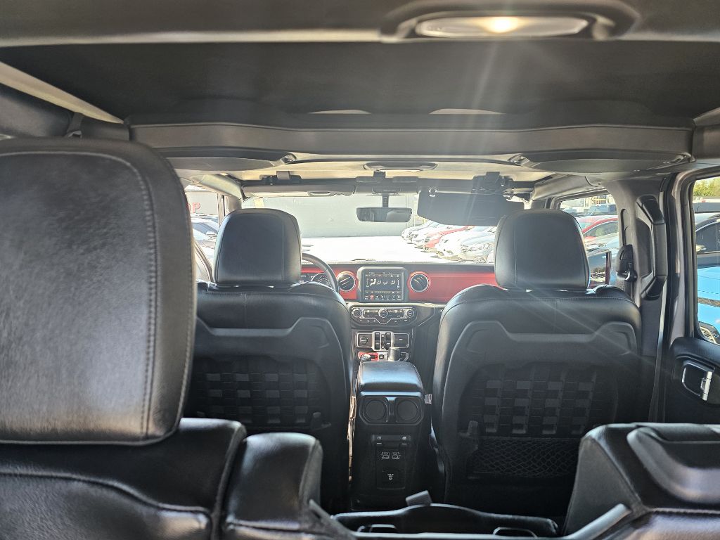Photo 17 of this JEEP WRANGLER UNLIMI