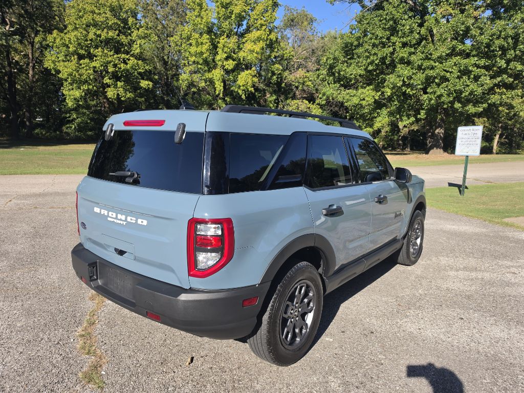 Photo 7 of this FORD BRONCO SPORT