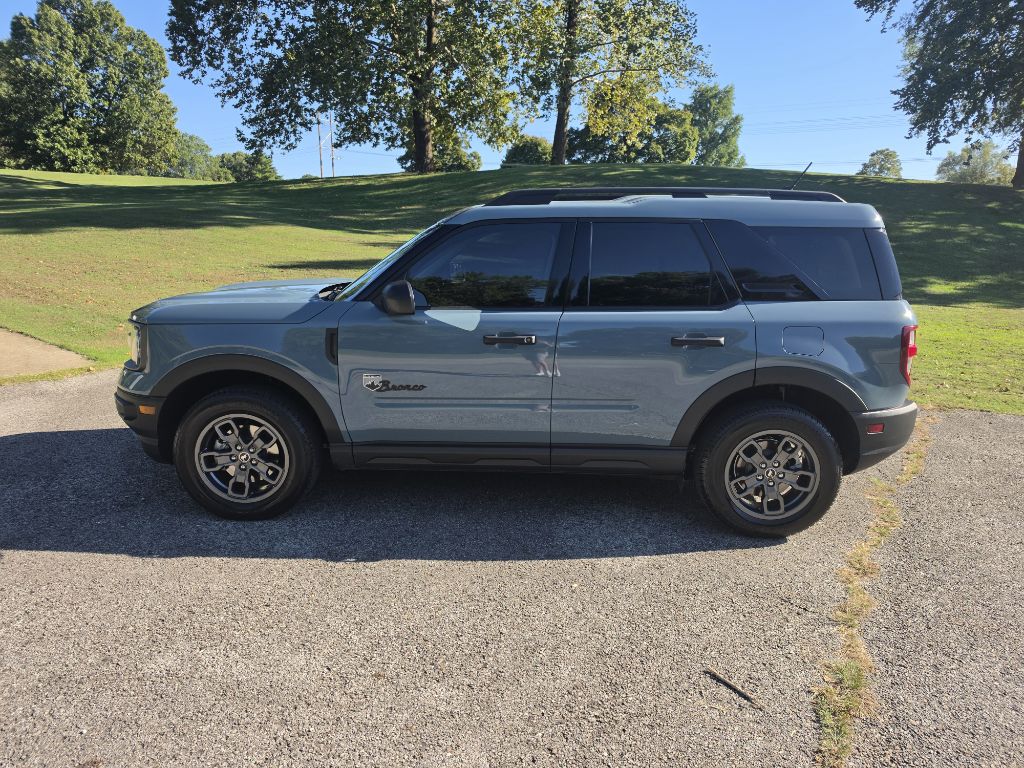 Photo 3 of this FORD BRONCO SPORT