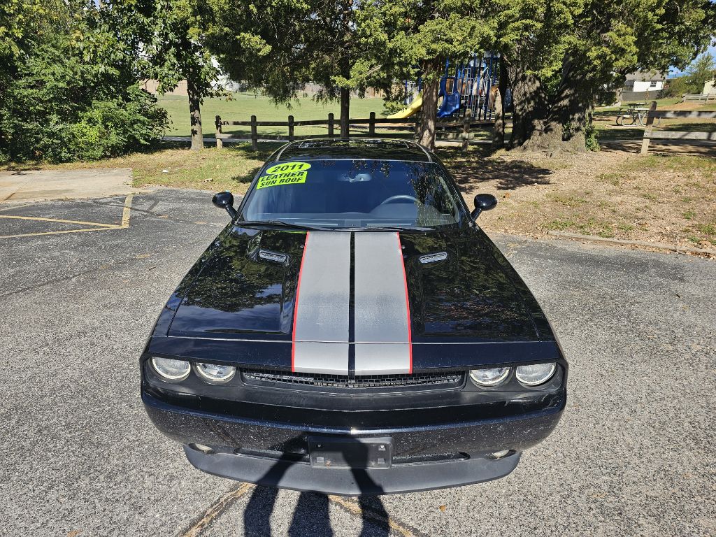 Photo 4 of this DODGE CHALLENGER
