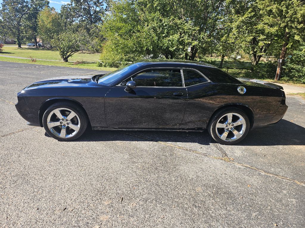 Photo 6 of this DODGE CHALLENGER