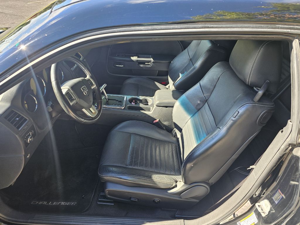 Photo 7 of this DODGE CHALLENGER