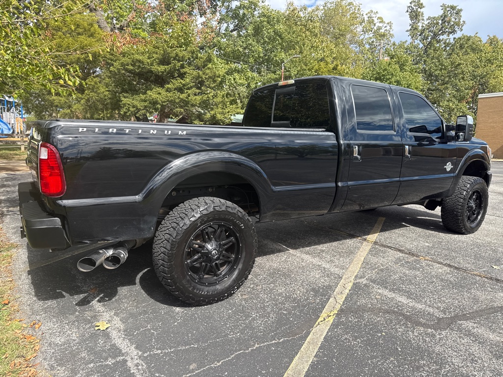 Photo 4 of this FORD F350
