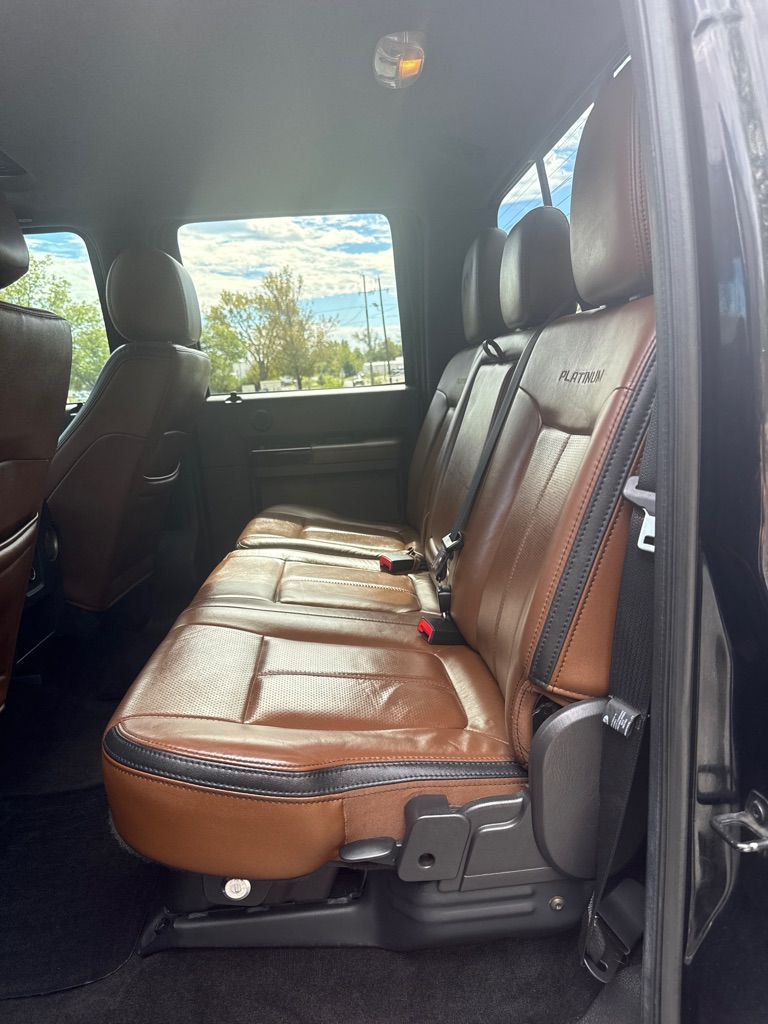 Photo 7 of this FORD F350