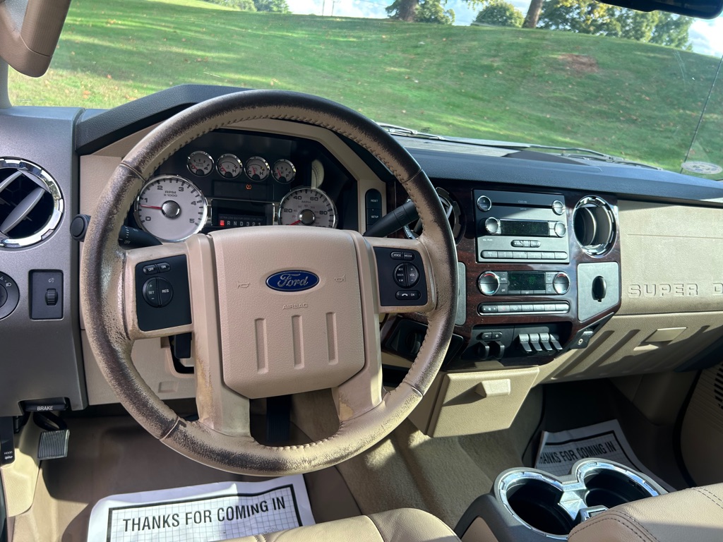 Photo 8 of this FORD F350