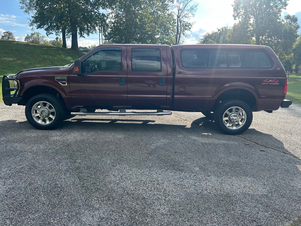 Photo 2 of this FORD F350