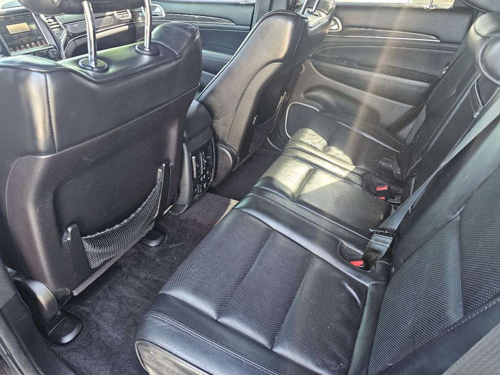 Photo 11 of this JEEP GRAND CHEROKEE
