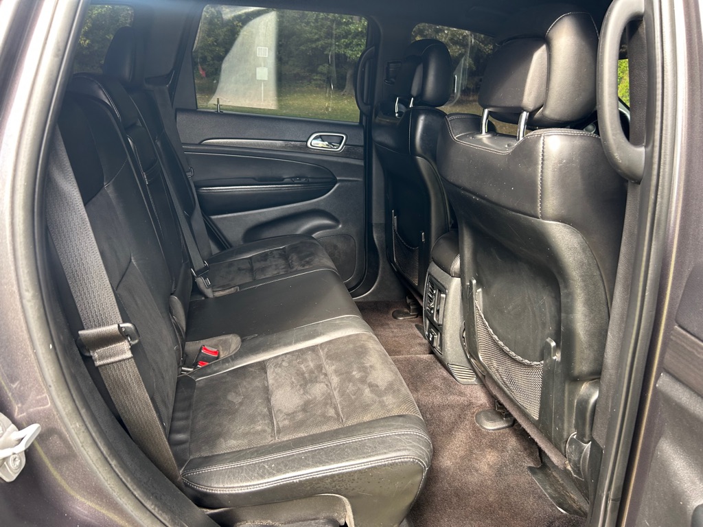Photo 12 of this JEEP GRAND CHEROKEE