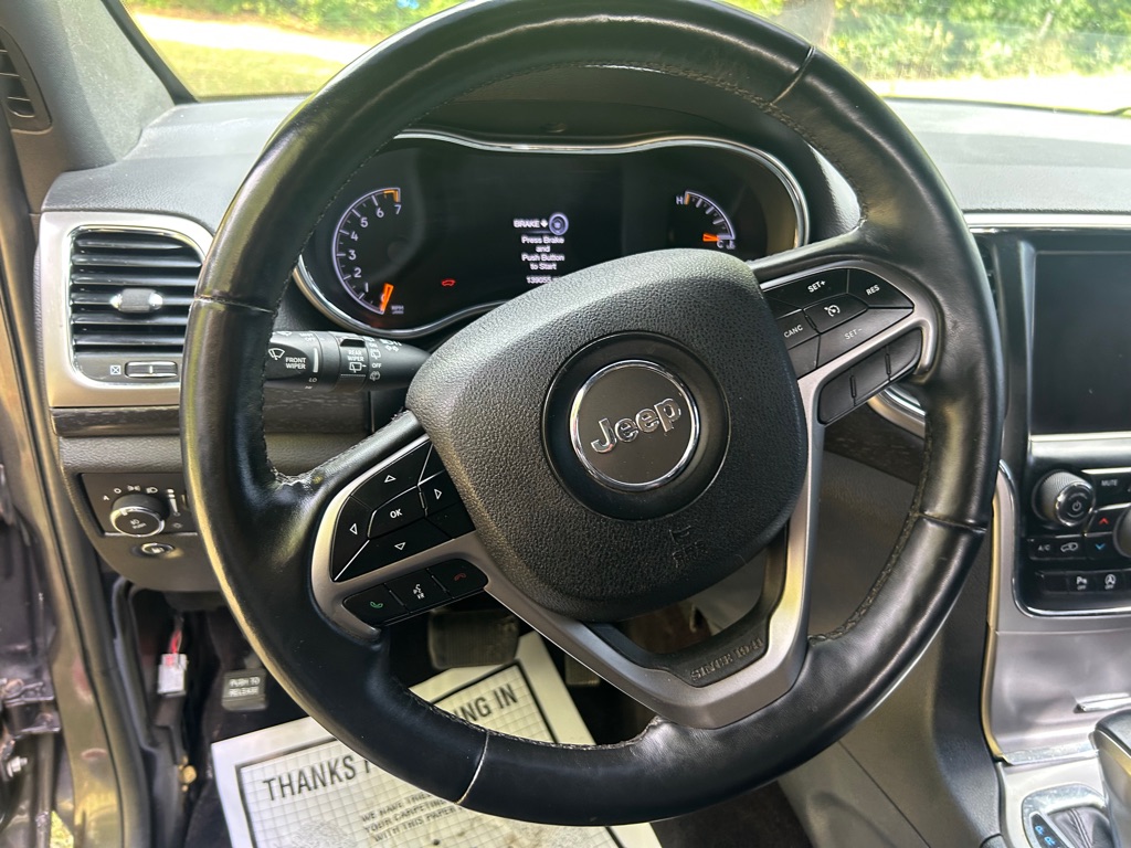 Photo 9 of this JEEP GRAND CHEROKEE