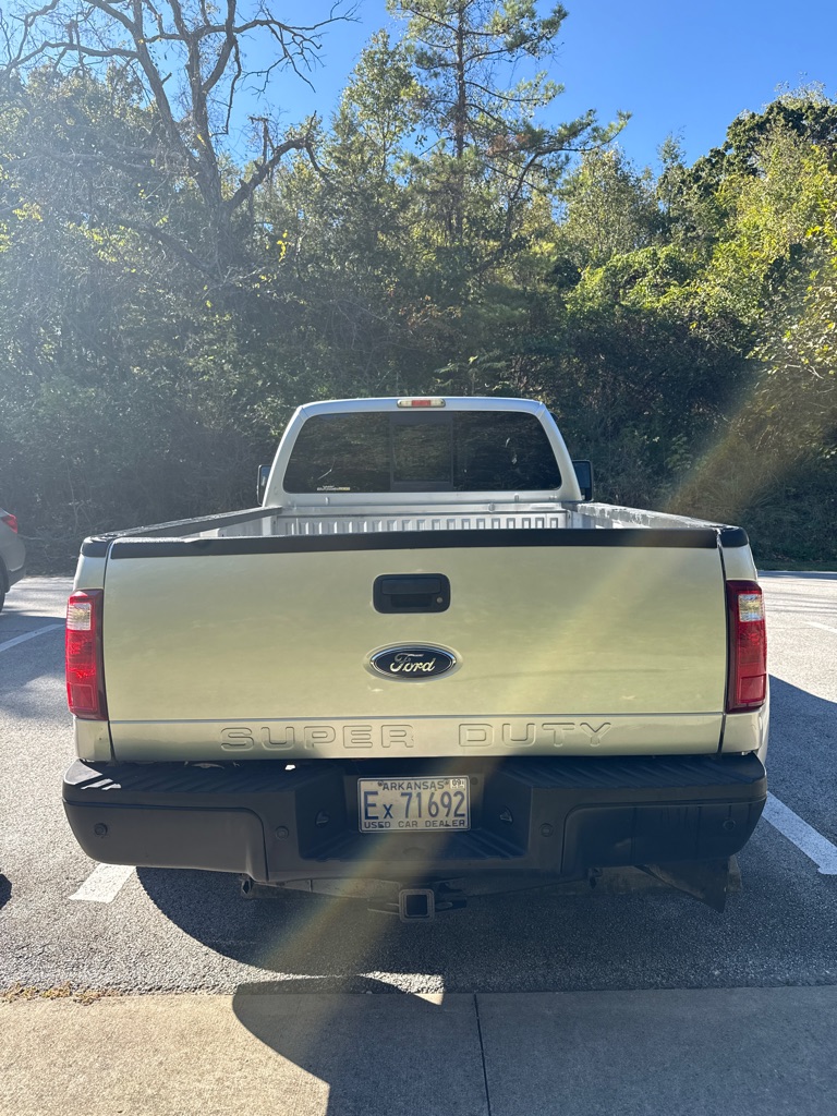 Photo 5 of this FORD F350