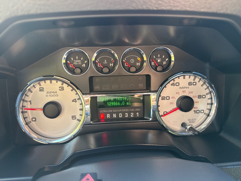 Photo 11 of this FORD F350