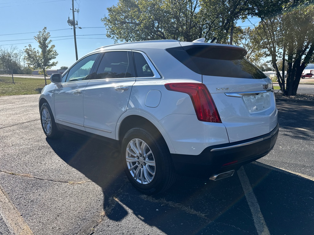 Photo 6 of this CADILLAC XT5