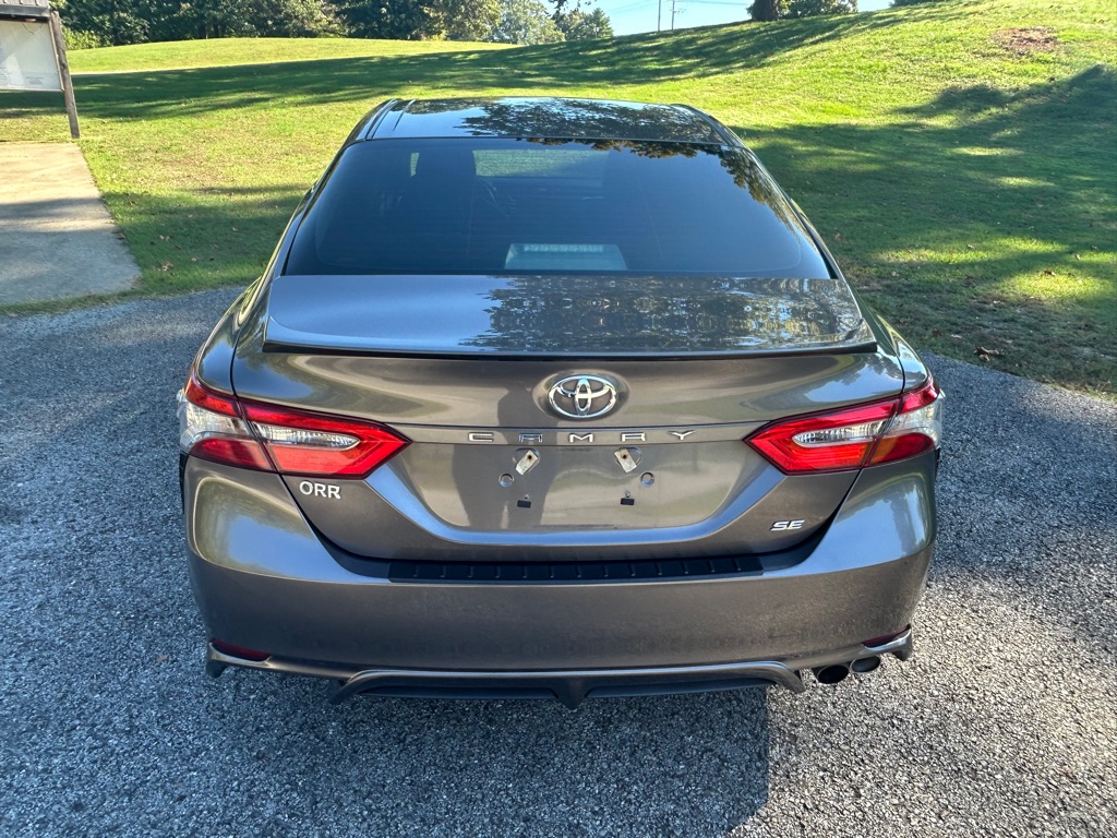 Photo 6 of this TOYOTA CAMRY
