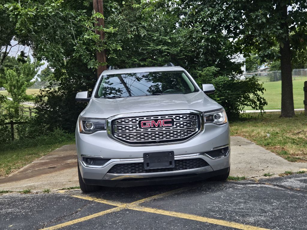 Photo 2 of this GMC ACADIA