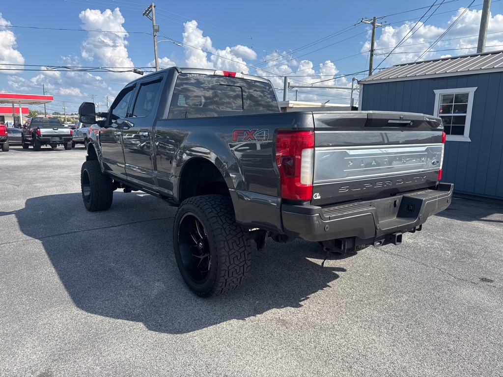 Photo 7 of this FORD F250