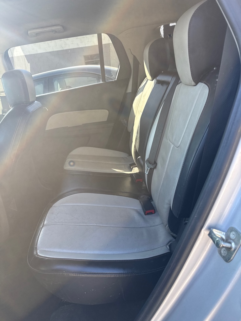 Photo 6 of this GMC TERRAIN