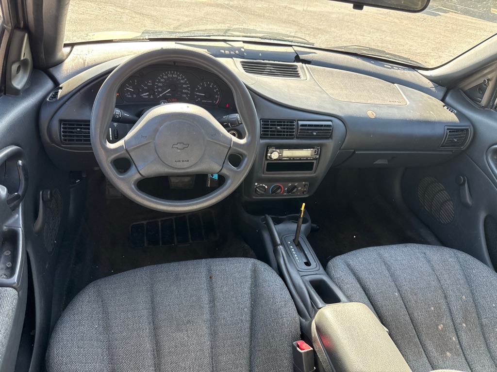 Photo 8 of this CHEVROLET CAVALIER