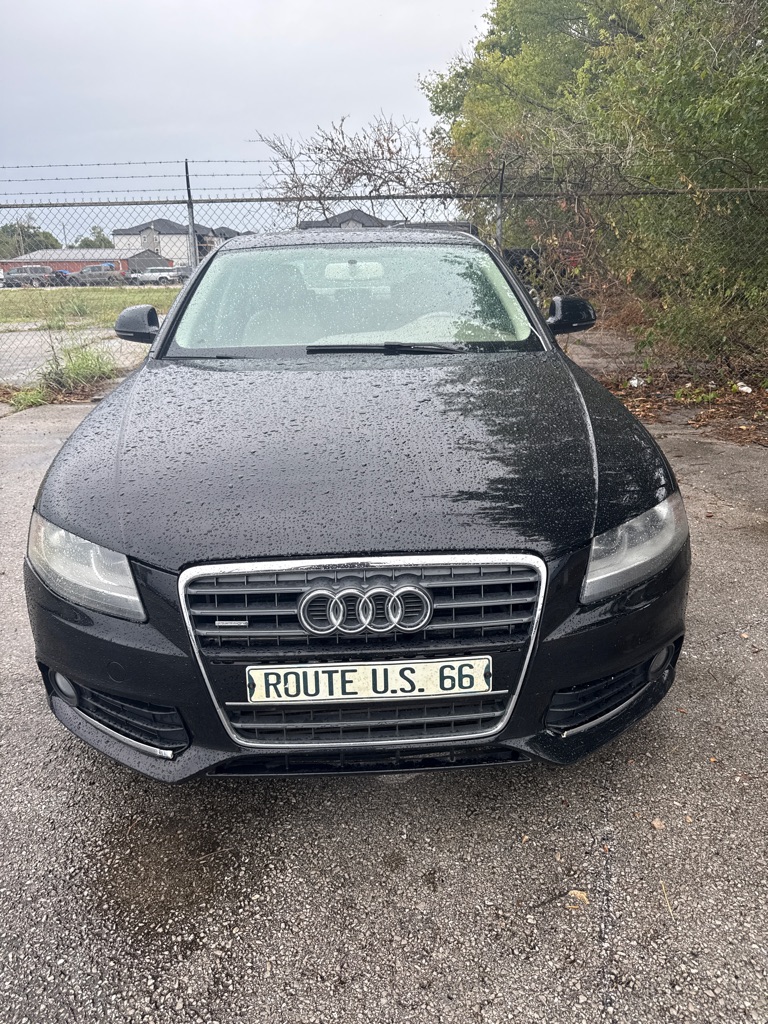 Photo 2 of this AUDI A4