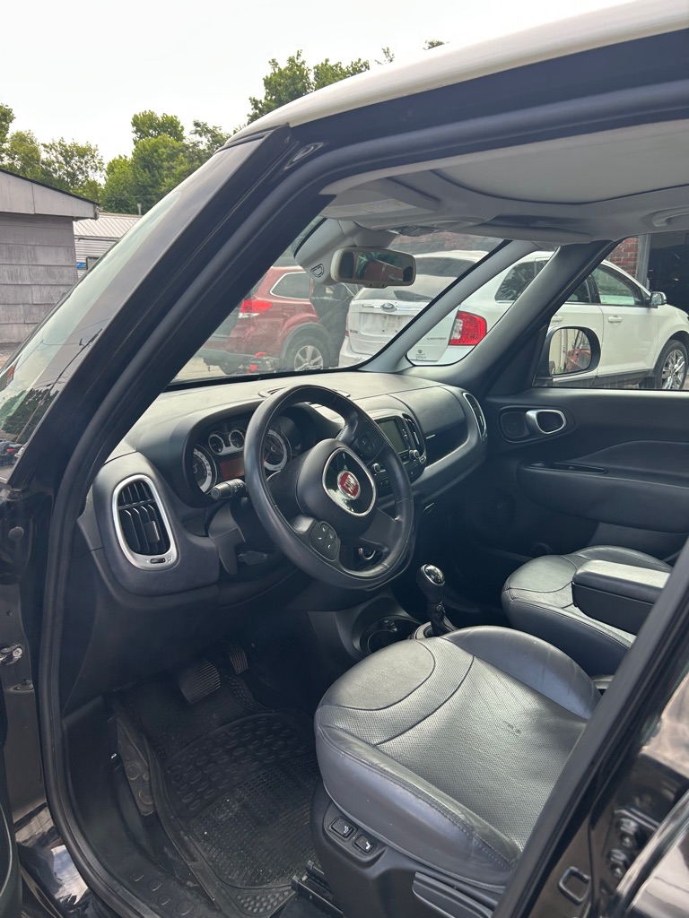 Photo 6 of this FIAT 500L