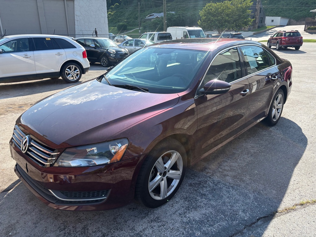 2012 VOLKSWAGEN PASSAT