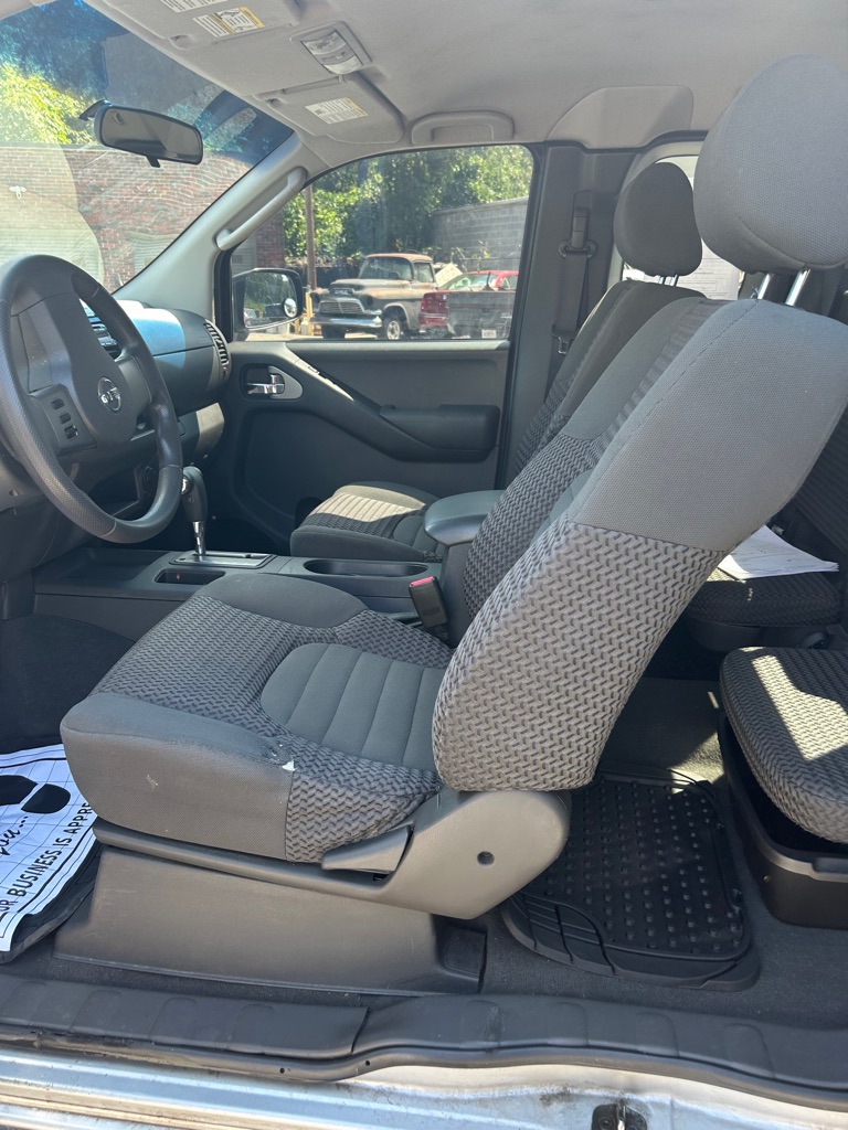 Photo 6 of this NISSAN FRONTIER