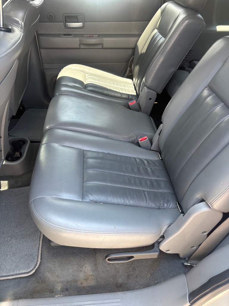 Photo 4 of this DODGE DURANGO