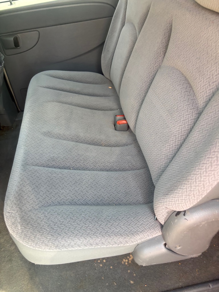 Photo 7 of this CHRYSLER TOWN AND COUNTR