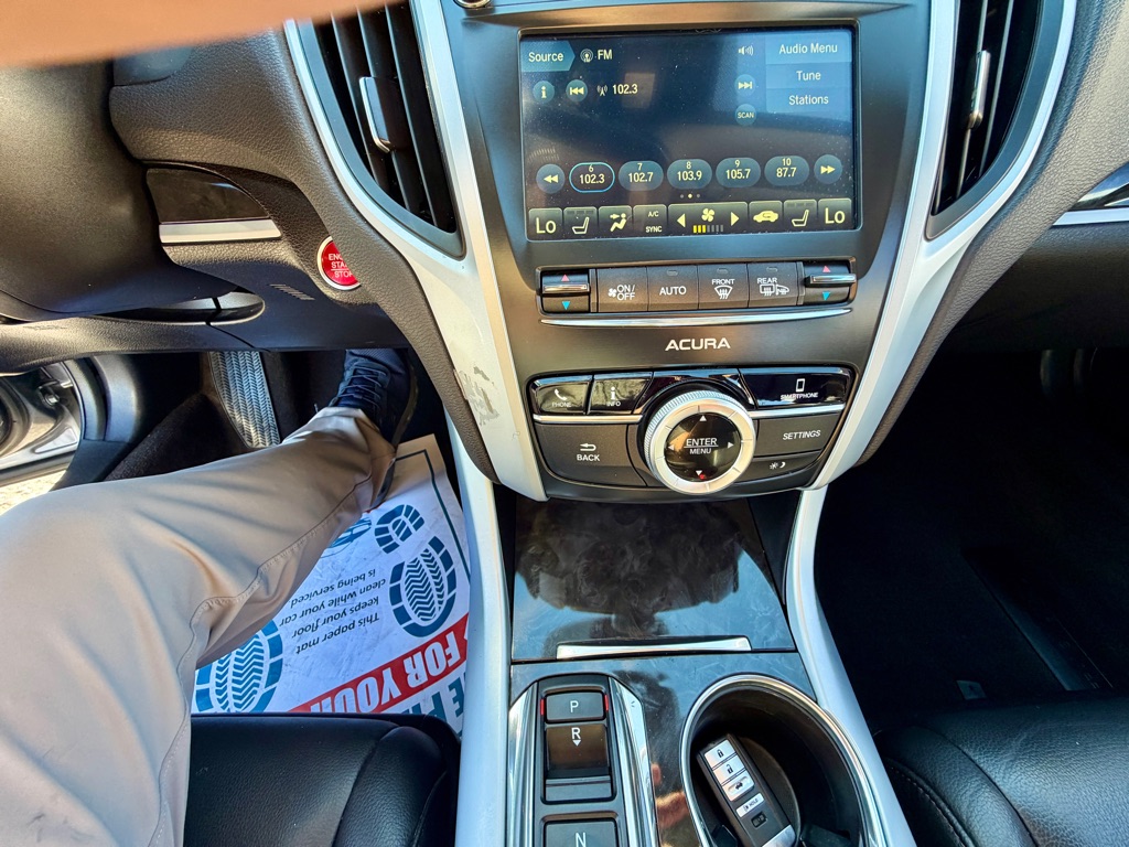 Photo 26 of this ACURA TLX