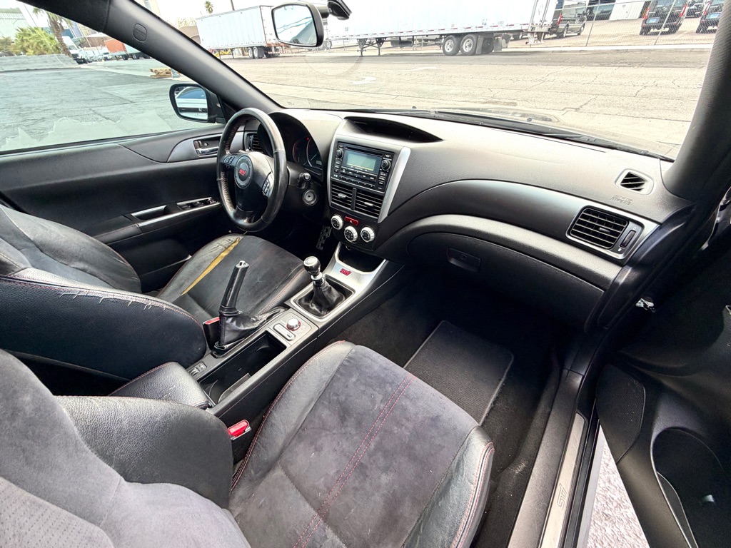 Photo 21 of this SUBARU IMPREZA