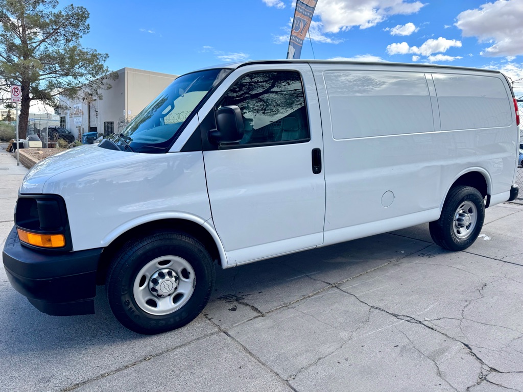 2017 CHEVROLET EXPRESS G2500