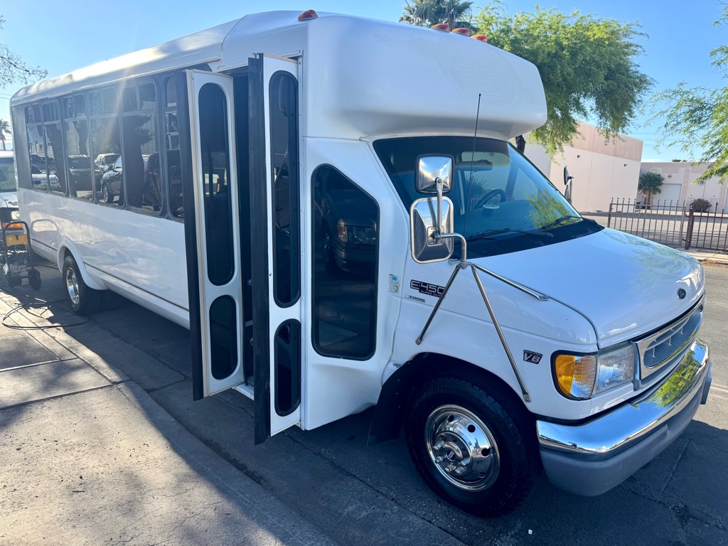 2002 FORD ECONOLINE