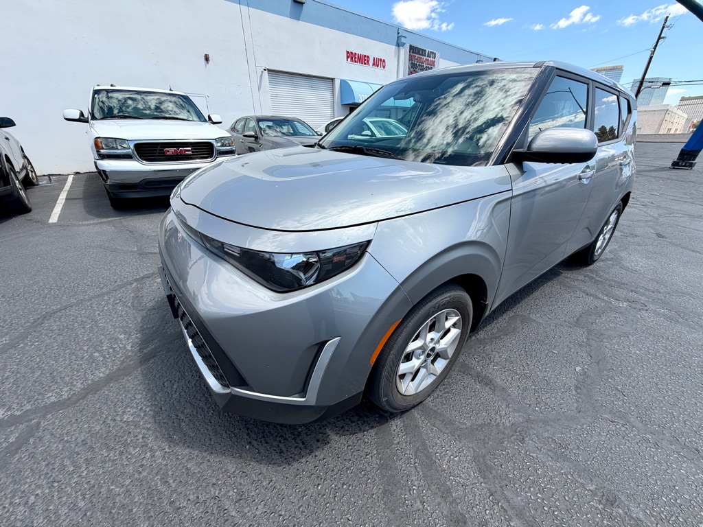2023 KIA SOUL LX