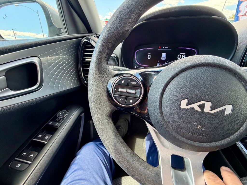 Photo 30 of this KIA SOUL