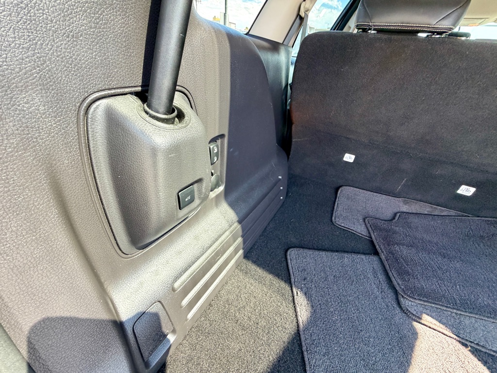 Photo 25 of this FORD EDGE