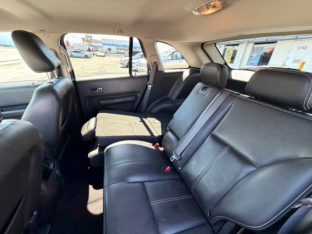 Photo 26 of this FORD EDGE