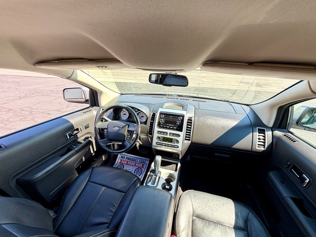 Photo 22 of this FORD EDGE