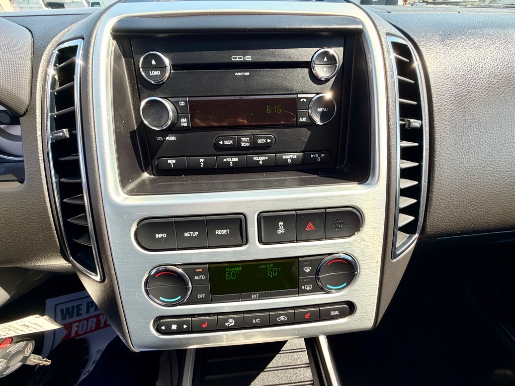 Photo 46 of this FORD EDGE