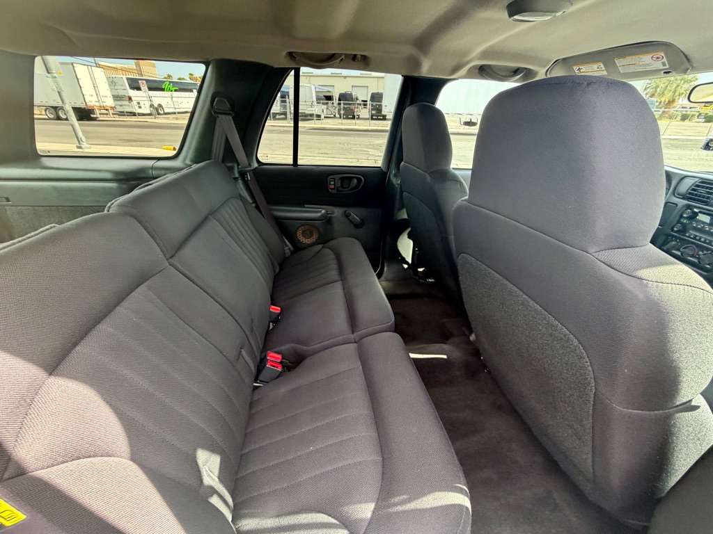Photo 22 of this CHEVROLET BLAZER