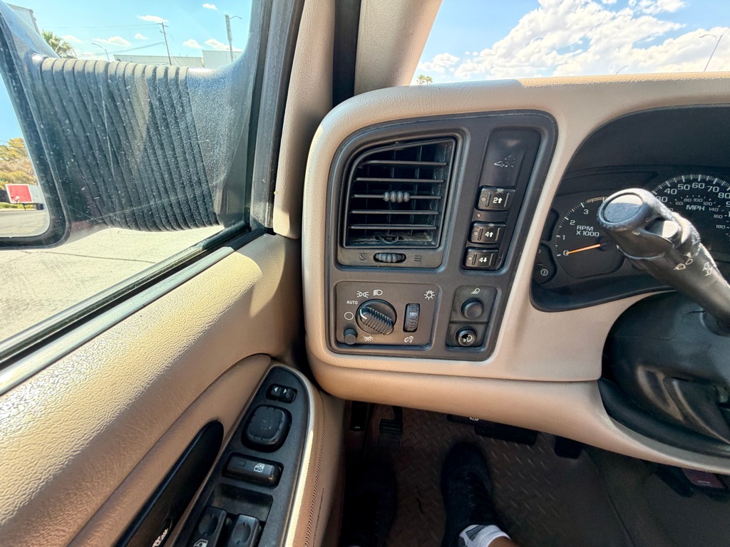 Photo 30 of this CHEVROLET SILVERADO 2500H
