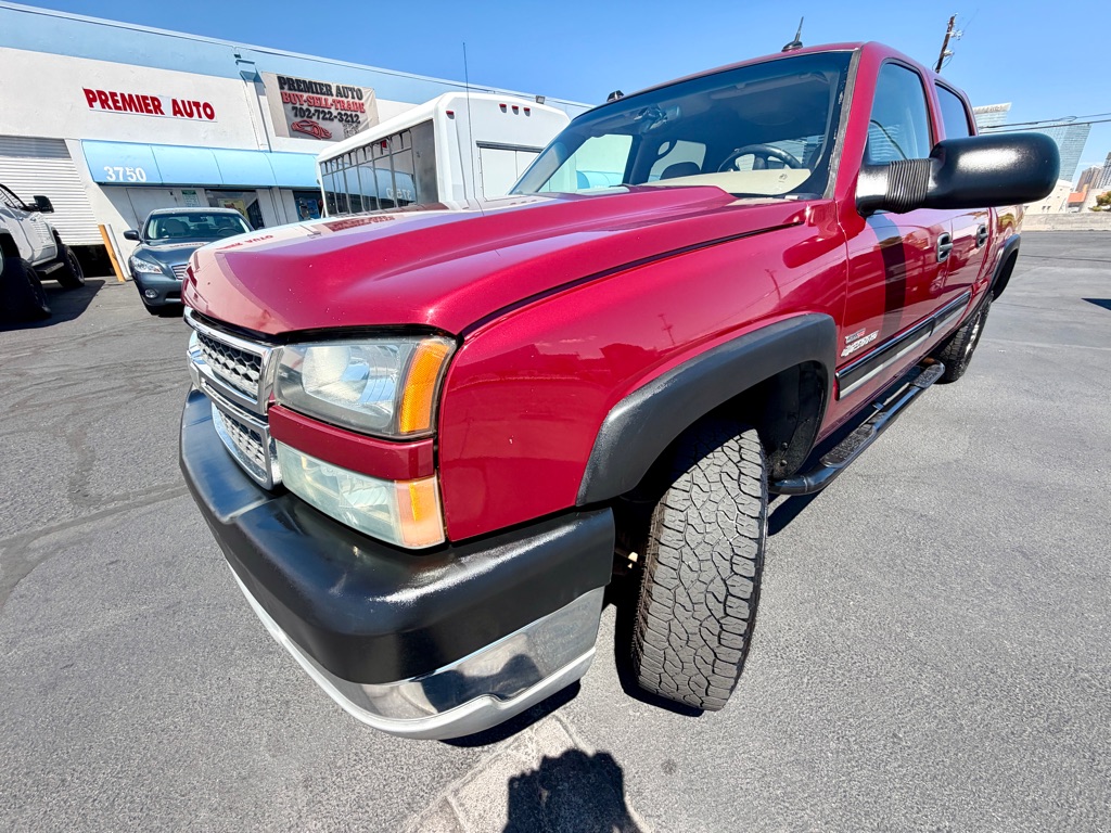 2005 CHEVROLET SILVERADO 2500H WORK TRUCK