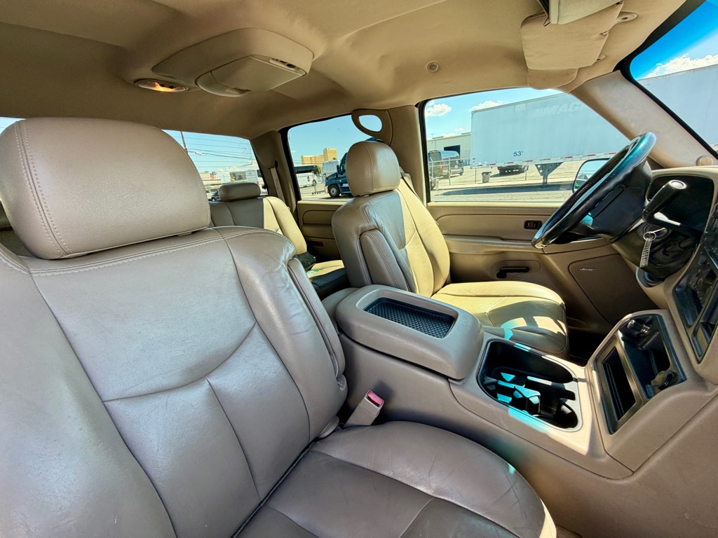 Photo 25 of this CHEVROLET SILVERADO 2500H